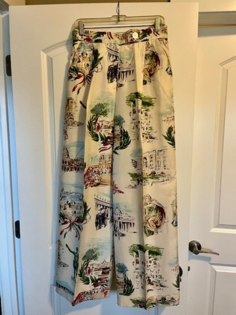 Moschino Couture Silk Wide Leg Pant with Vibrant Italian Scenes. Size 12.